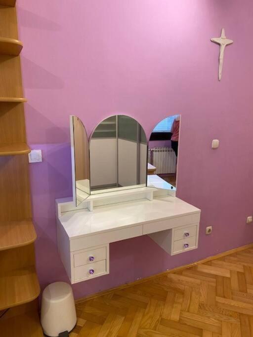 Self Check-In Studio With Wi-Fi And Parking Place Apartamento Zagreb Exterior foto