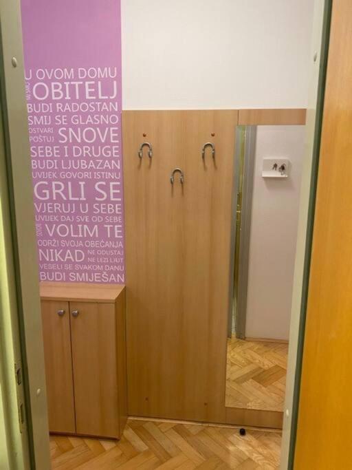 Self Check-In Studio With Wi-Fi And Parking Place Apartamento Zagreb Exterior foto
